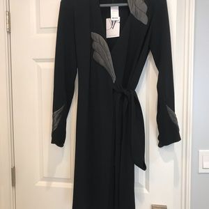 Women’s DVF back glam wrap dress size 8